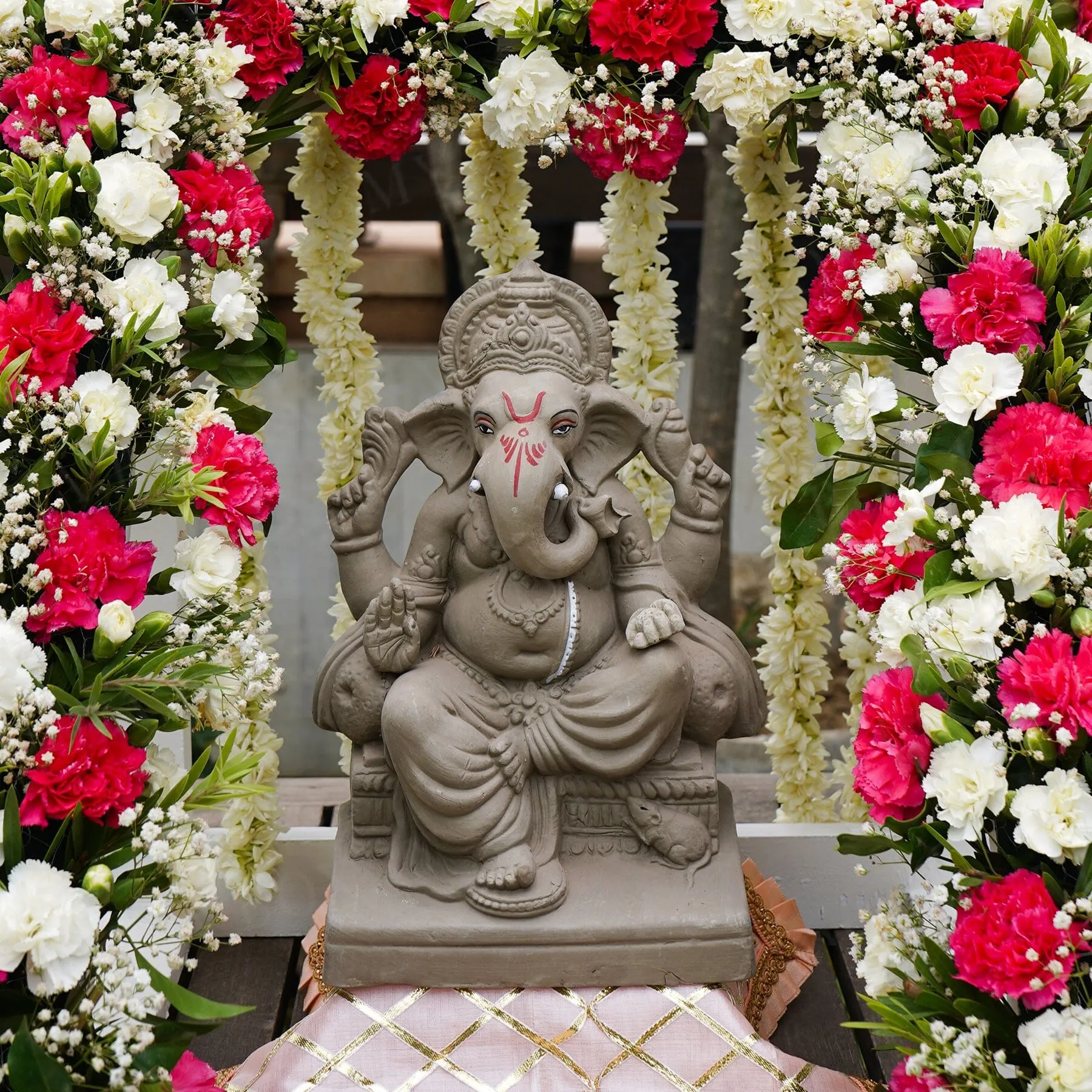 10INCH Lalbaugcha Raja Eco-Friendly Ganpati | Plant-A-Ganesha