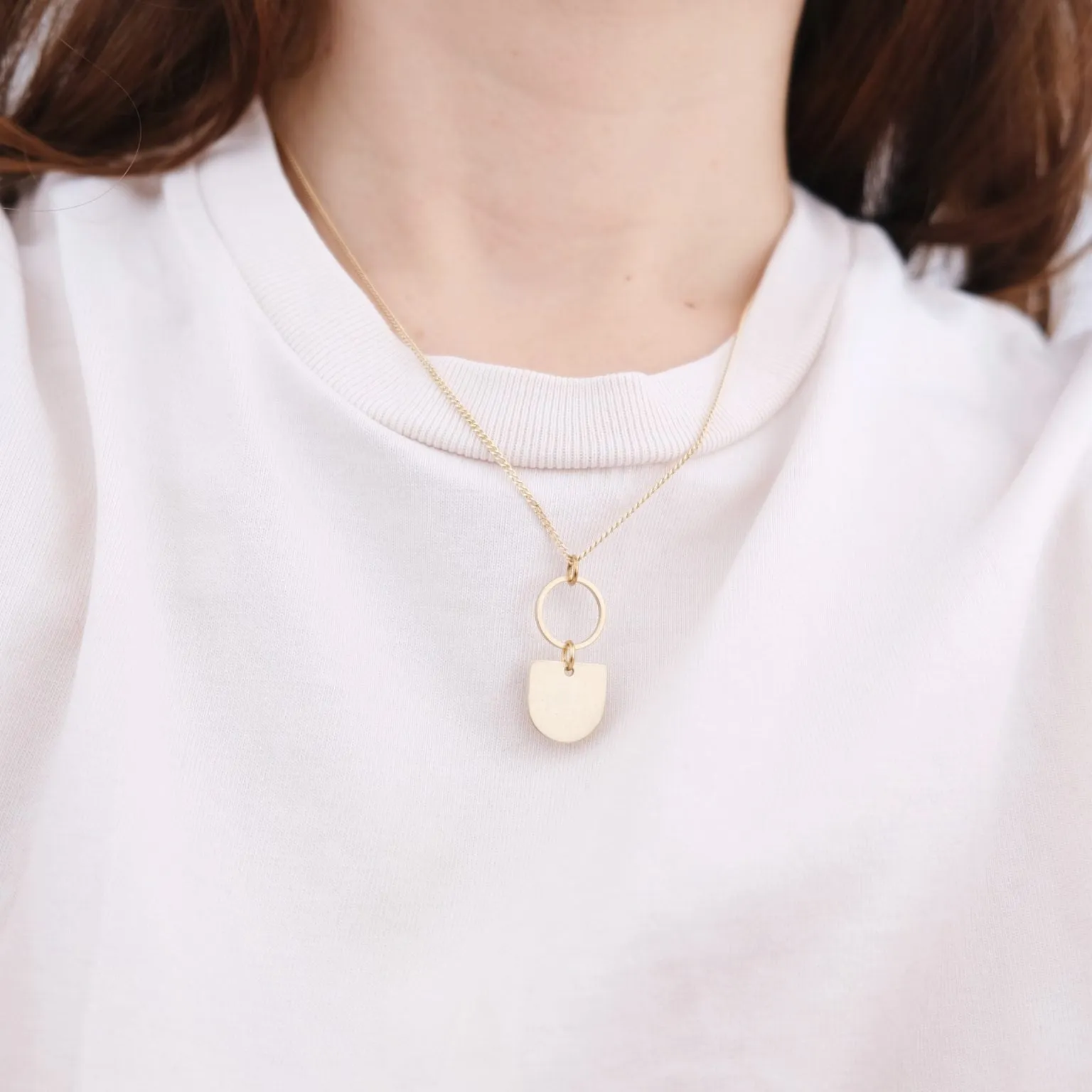 BRASSCAKE Round drop necklace