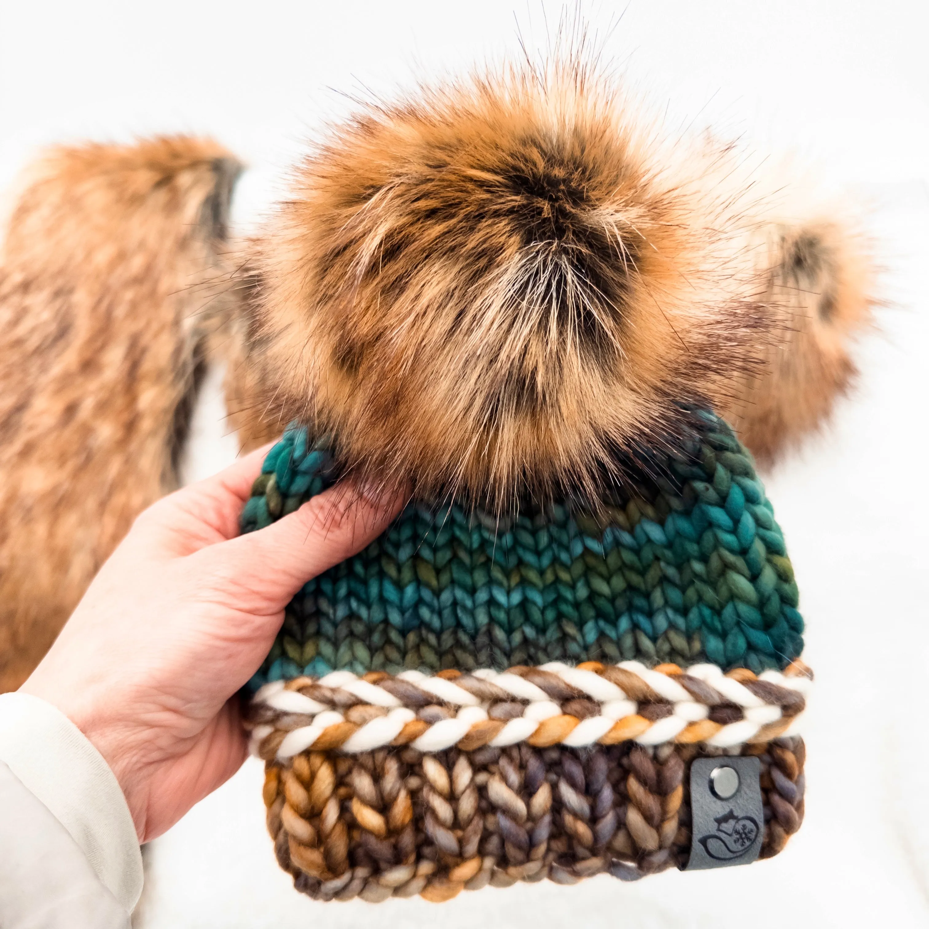 Canadian Fox Long Pile Lux Faux Fur Quick Connect Pom Pom