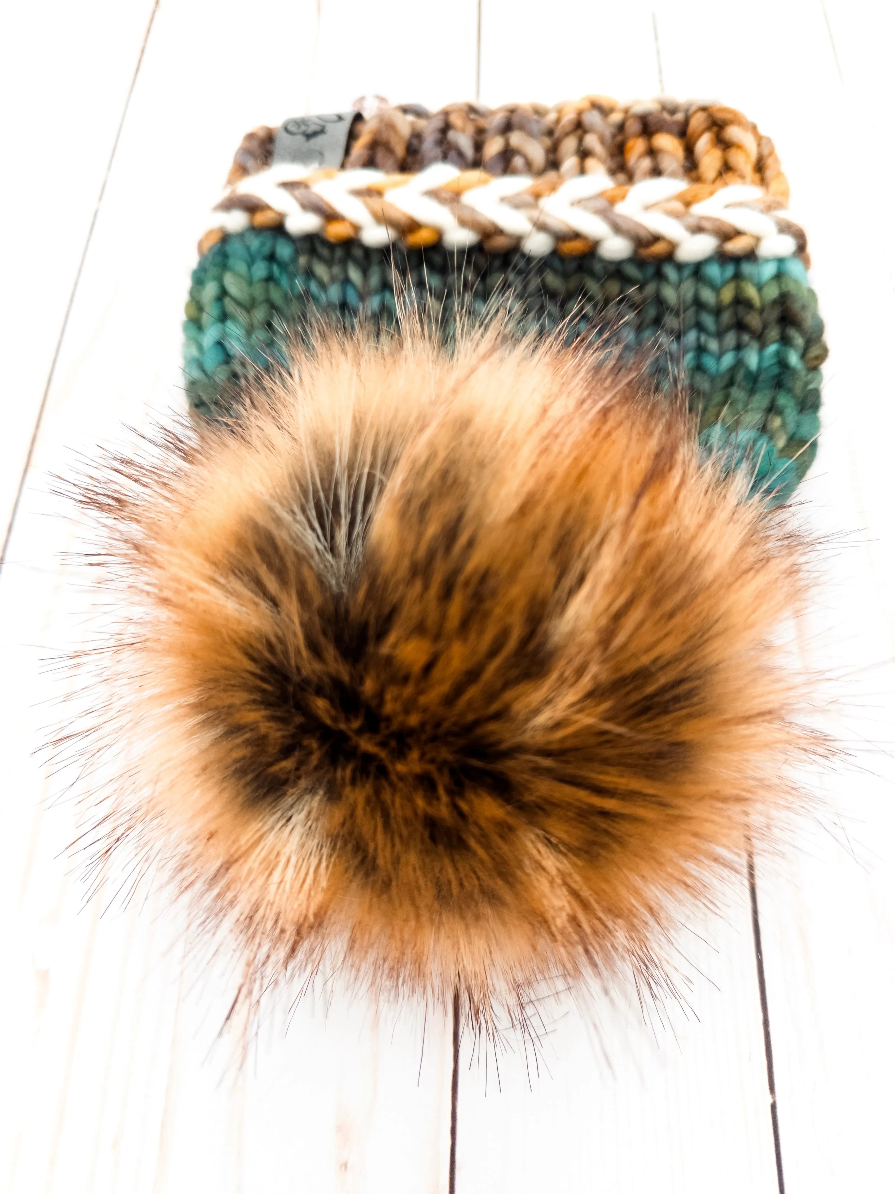 Canadian Fox Long Pile Lux Faux Fur Quick Connect Pom Pom