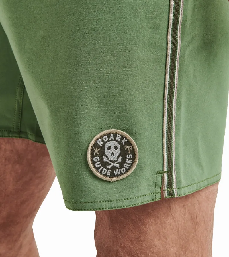 Chiller Boardshorts 17"
