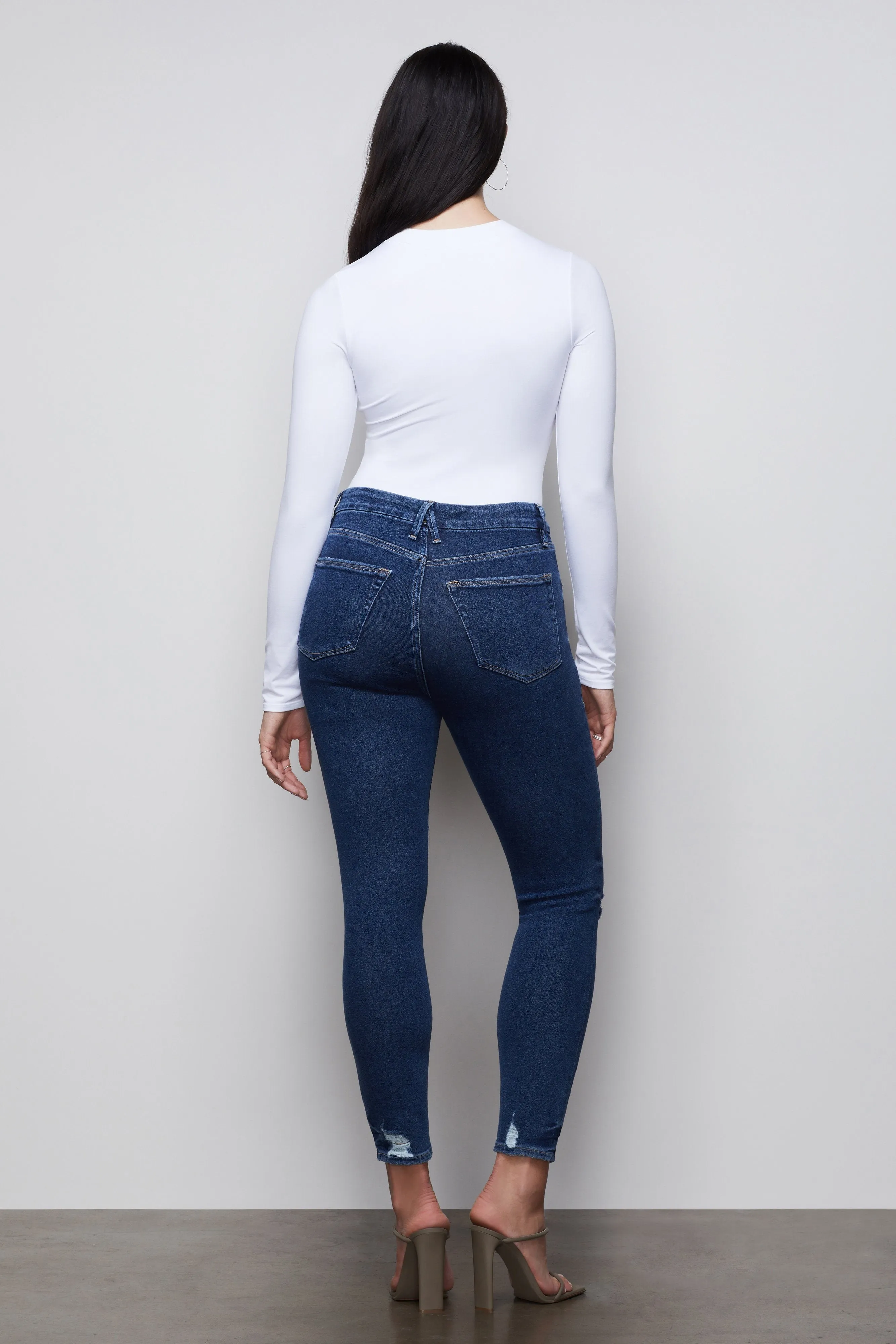 GOOD WAIST EXPOSED BUTTONS | BLUE393
