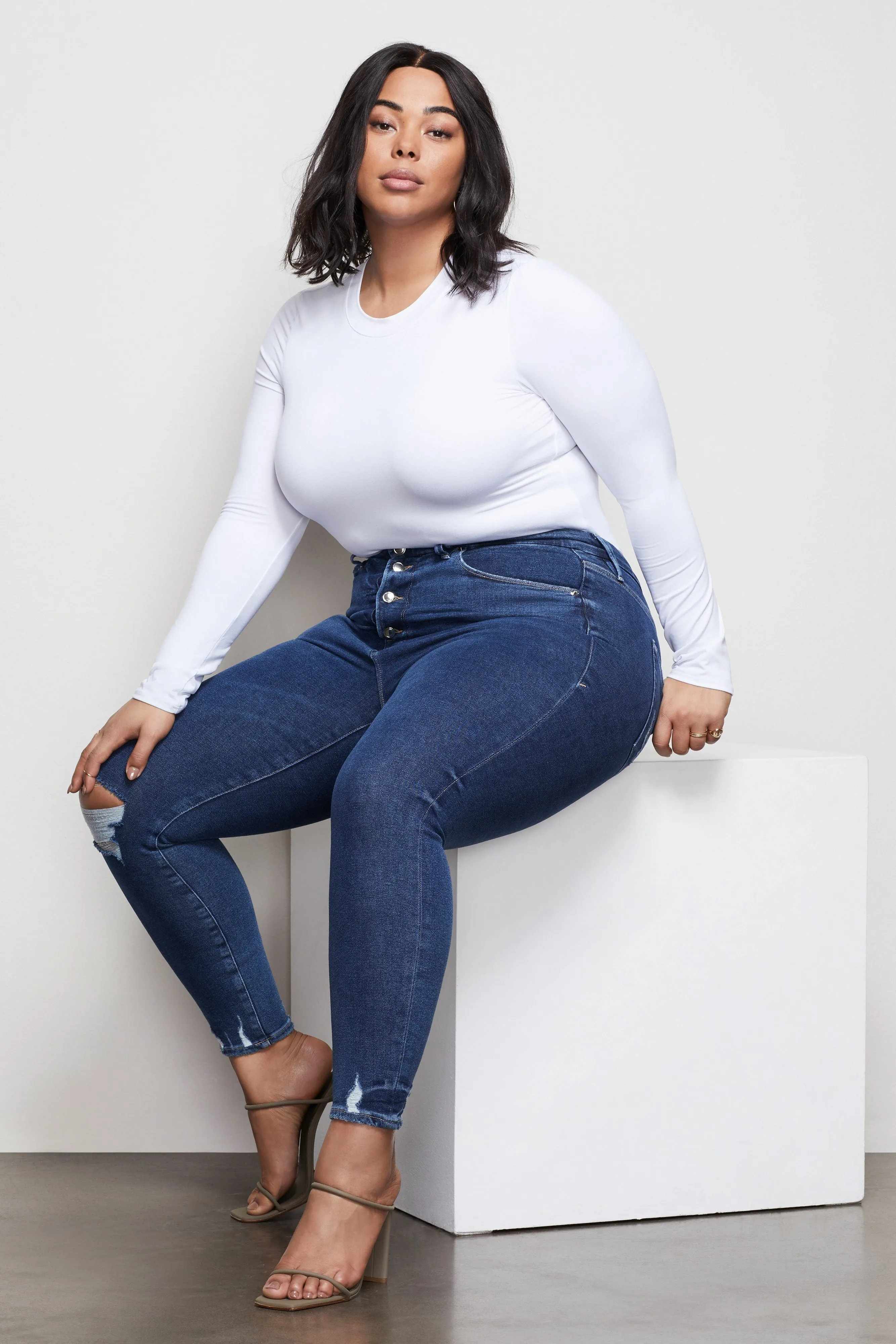 GOOD WAIST EXPOSED BUTTONS | BLUE393