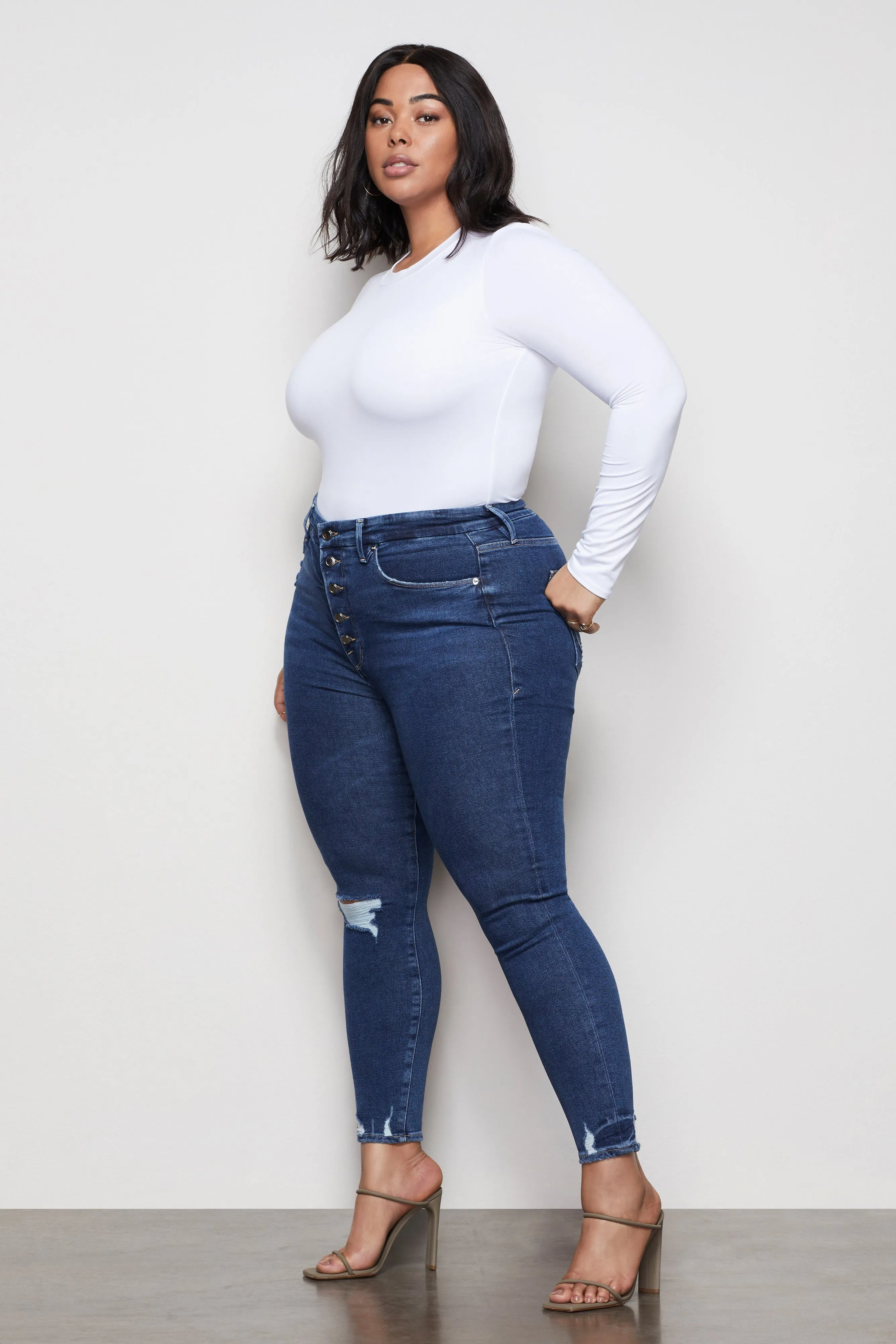 GOOD WAIST EXPOSED BUTTONS | BLUE393