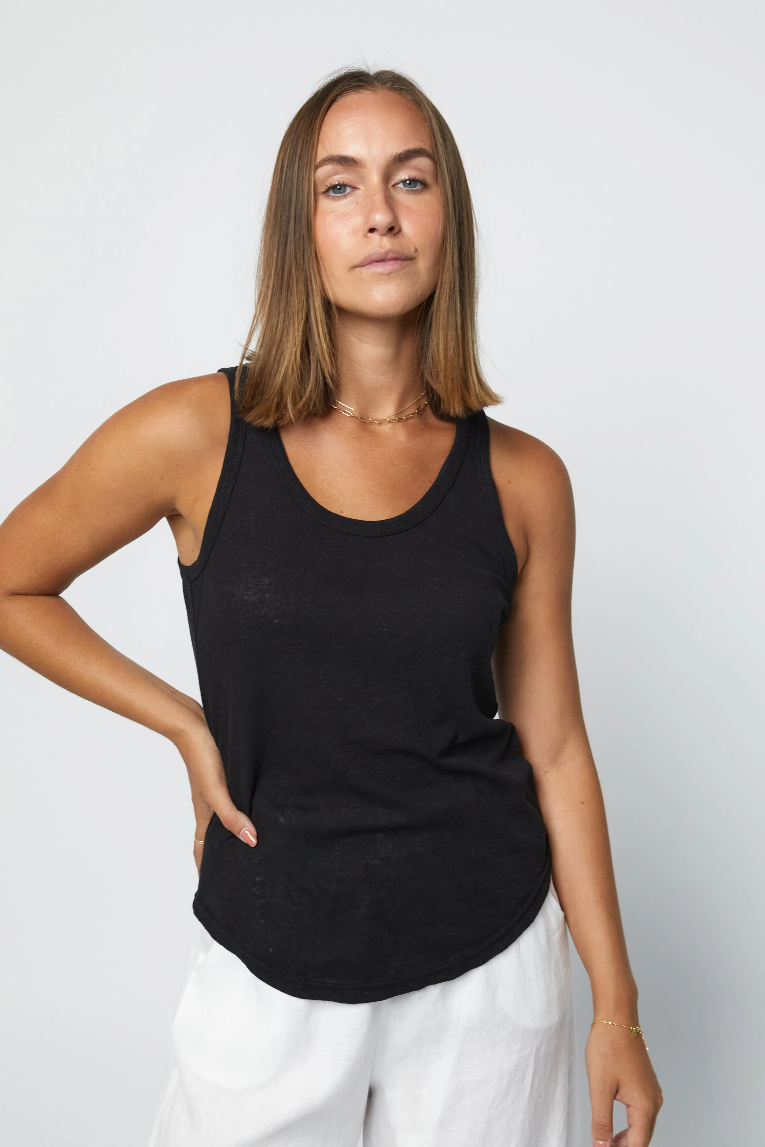 HARLOW LINEN SINGLET - BLACK