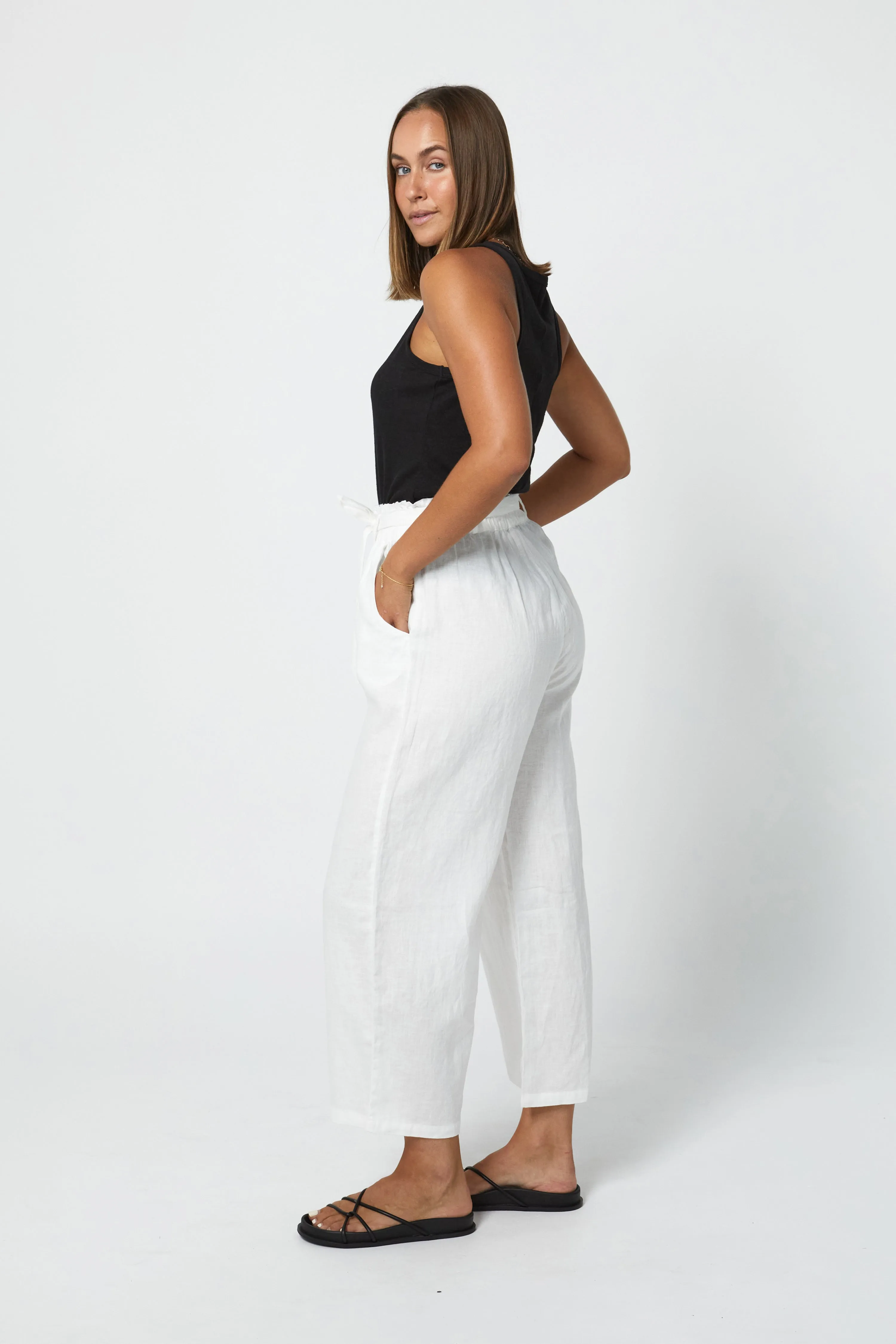 HARLOW LINEN SINGLET - BLACK