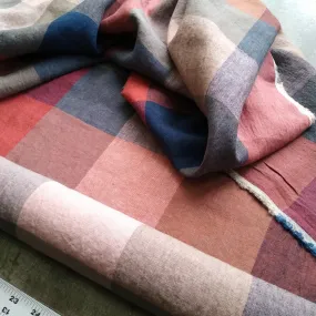 Laundered Linen / Painterly Rouge