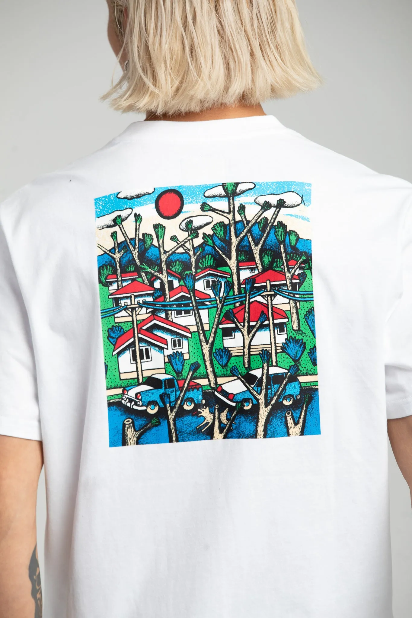 REG 'SUBURBIA' T-SHIRT