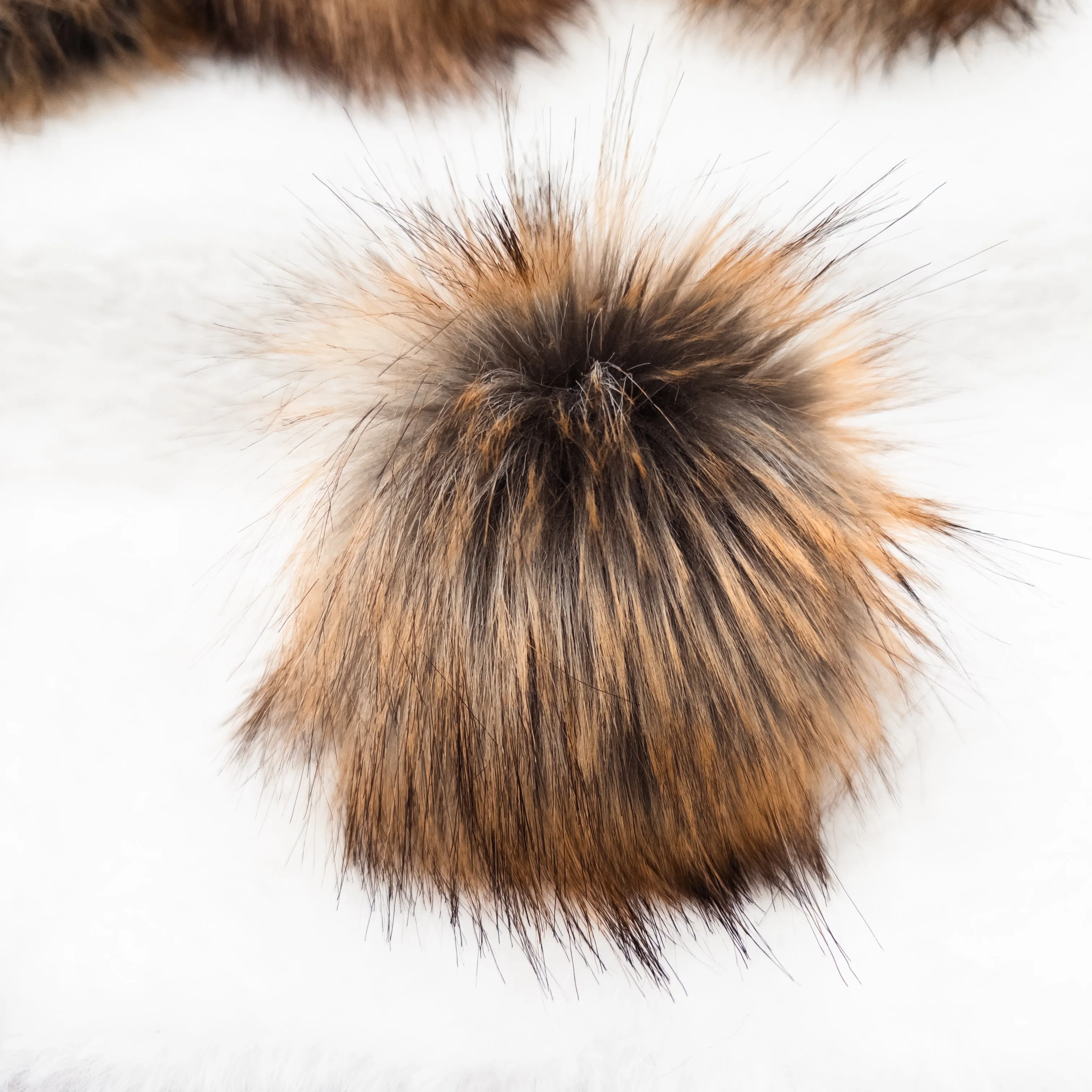 Texas Coyote Long Pile Lux Faux Fur Quick Connect Pom Pom